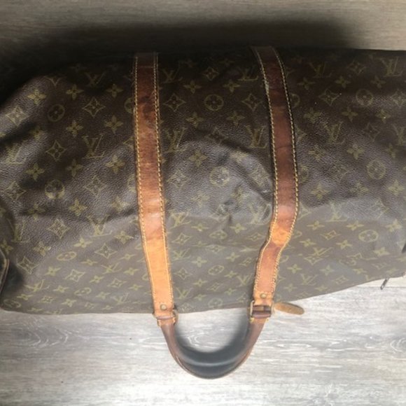 Small Vintage, Authentic Louis Vuitton Bag. - Picture 3 of 5